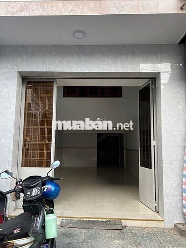 Cho thuê nhà nguyên căn mặt tiền chợ Bình Tiên
