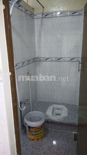 Cho thuê nhà trọ 24m2 gác suốt, hẻm xe hơi, đường Trần Đại Nghĩa