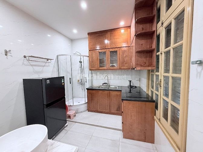 Cho thuê 2 phòng diện tích 30m2, 55m2, đối tượng thuê là nữ