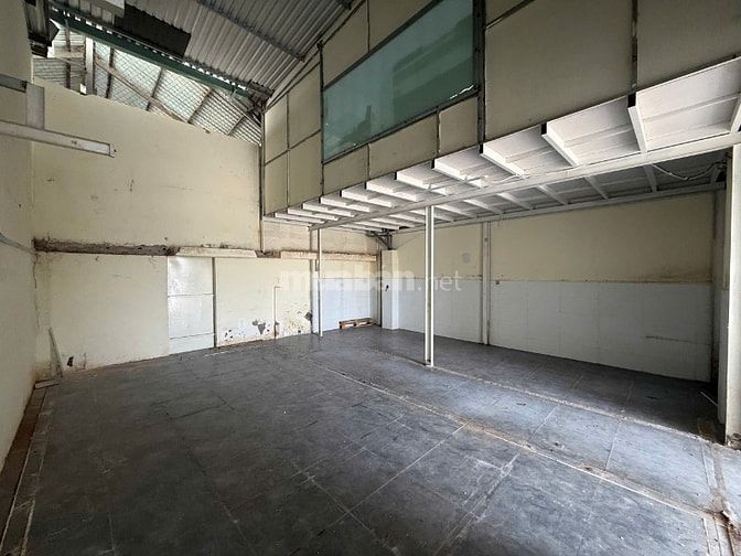 Cho thuê mặt bằng mặt tiền bờ sông Quận 8 (cũ), diện tích 6,8m x 14m