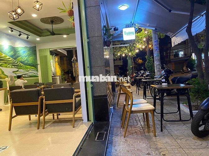 TUYỂN NHÂN VIÊN PHA CHẾ, PHỤC VỤ QUÁN CÀ PHÊ