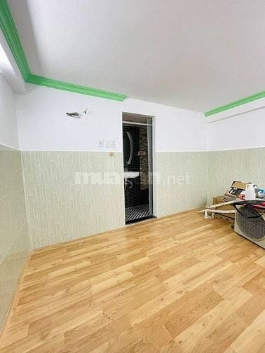 Kẹt tiền bán nhà SHR Đường số 5 HBC Thủ Đức 70m2 Giá 4ty120 