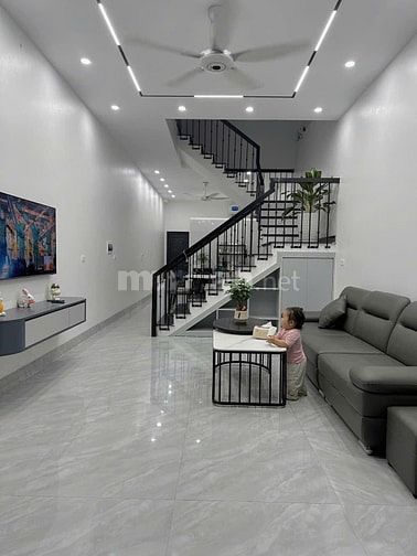NHÀ 3 LẦU ĐƯỜNG 10M (4X16) CƯ XÁ RA ĐA - PHỐ ẨM THỰC Q.6