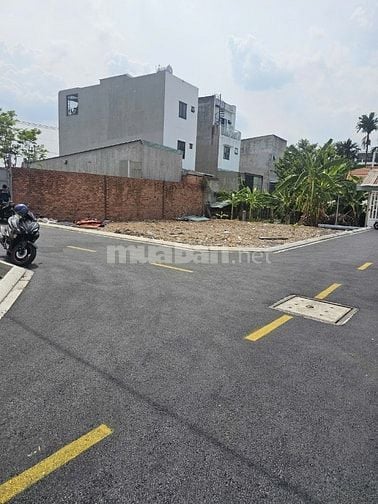 Chỉ Cấn 2.5ty sở hửu ngay nền đất tại Trung tâm Q12,cạnh trường Điện
