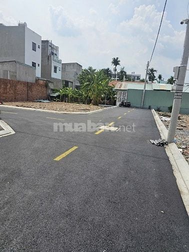 Chỉ Cấn 2.5ty sở hửu ngay nền đất tại Trung tâm Q12,cạnh trường Điện