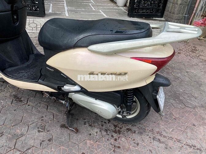 Honda Lead hột gà đá chống tắt máy