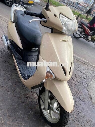 Honda Lead hột gà đá chống tắt máy