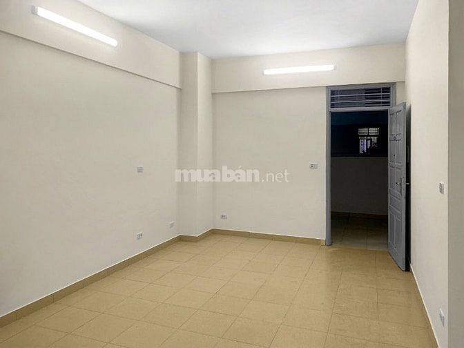 CC Vĩnh Hoàng- Đền Lừ 65m2 , view hồ điều hòa, SĐ cất két chỉ hơn 4 tỷ