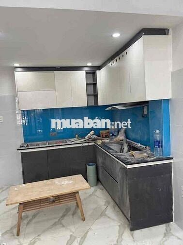 Cho thuê nhà Nguyễn Phước Nguyên (gác đúc 2pn 2wc)