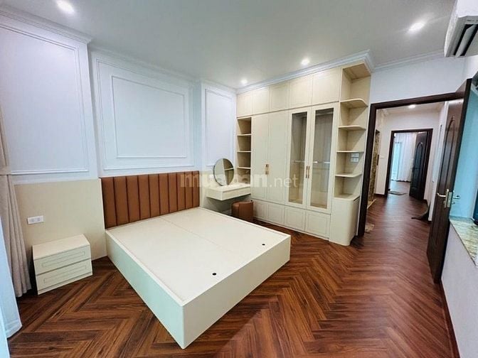 SIÊU PHẨM– CẦU GIẤY -7 TẦNG, THANG MÁY -LÔ GÓC 3 THOÁNG, Ô TÔ CHẠY VÒN