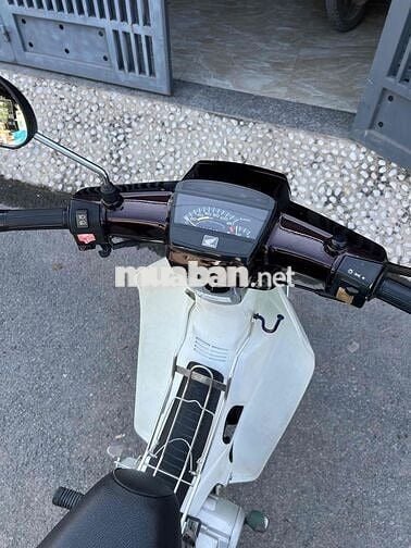 Honda Super Dream