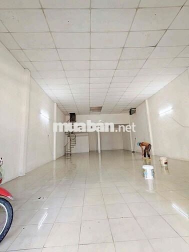 Cho thuê nhà nguyên căn MT đường Đỗ Bí dt 8x20m giá 21tr/tháng