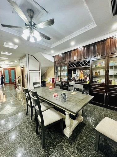 Bán gấp nhà ngõ 13 Lĩnh Nam ô tô tránh, dt 88m2, mặt tiền 8m2, giá 22.
