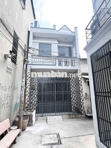 Nhà 2/ võ văn vân ,vĩnh lộc b ,bình chánh 4mx9m đúc 1 lầu