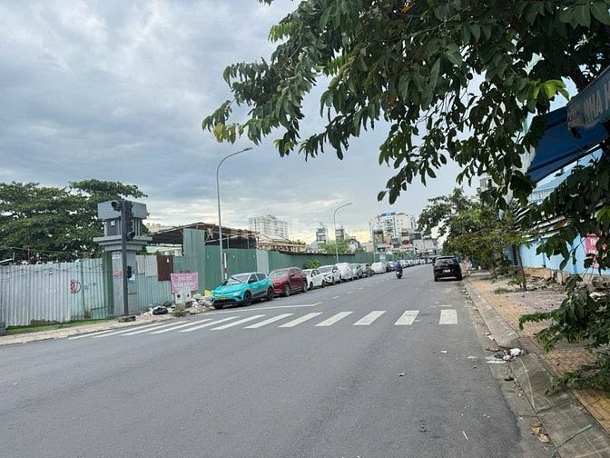 NHÀ ĐẸP QUẬN 11  HẺM XE TẢI THÔNG  NGANG 5M HIẾM CÓ