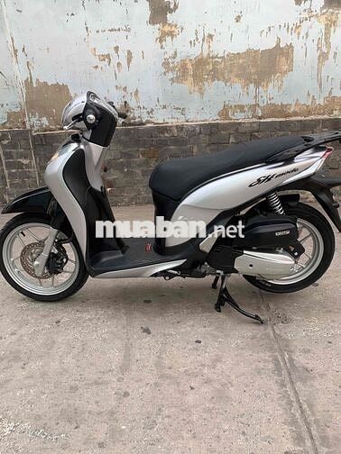 Honda SH Mode màu Bạc