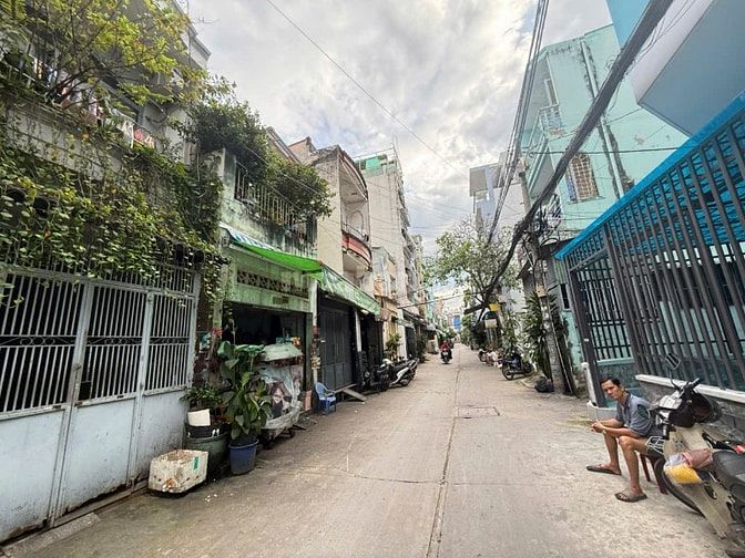 NHÀ ĐẸP QUẬN 11  HẺM XE TẢI THÔNG  NGANG 5M HIẾM CÓ