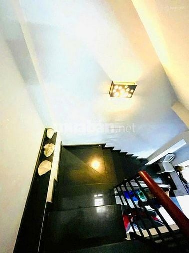 Bán nhà 1 trệt, 1 lầu, hẻm 3M Nguyễn Bỉnh Khiêm, Q1. Giá 8,7 tỷ