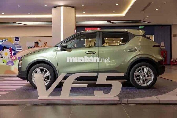 Xe điện VinFast VF5 2025 Xanh lá