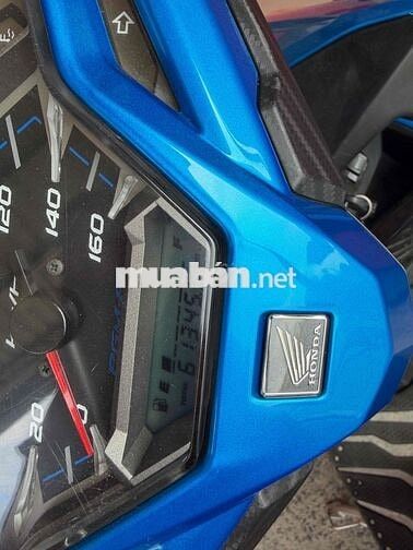 Honda Vario 150 mẫu cũ ( Chính Chủ Kí Giấy )