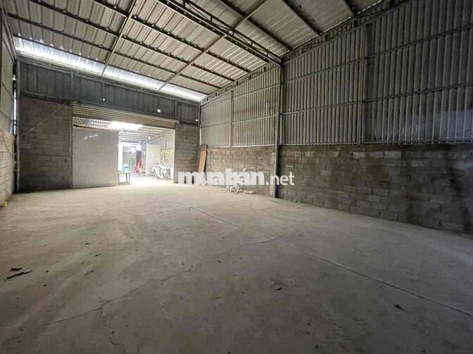 Cần cho thuê xưởng chính chủ dtsd 350m