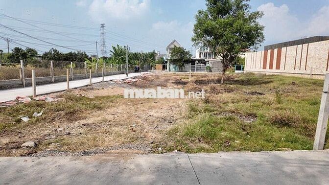 BÁN GẤP 5 LÔ LIỀN KỀ NGAY CHỢ THẠNH PHÚ 
