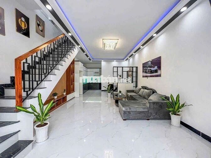 Bán nhà 1 trệt1 lầu sổ hồng riêng ngay chợ Bờ Ngựa giá 1tỷ070triệu