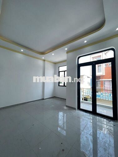 BÁN NHÀ LẦU CỰC ĐẸP NGAY CỔNG SAU CHANGSIN 2 MẶT TIỀN ĐƯỜNG