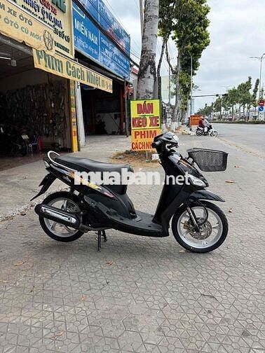 Yamaha Mio màu Đen