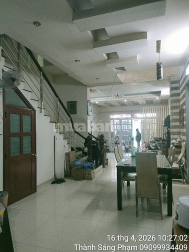 Bán nhà phố 3 lầu đường 39 Bình Trưng Tây.