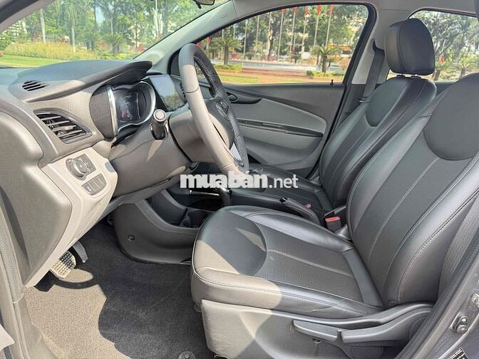 VinFast Fadil 2021 1.4 AT Plus - 79000 km