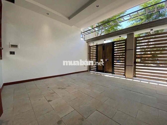 Bán nhà 4 tầng, HXH 5x16m, DTSD: 198m2 giá rẻ: 6.6 tỷ