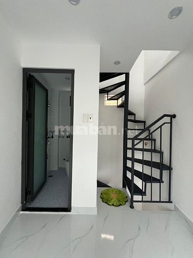 Mặt Tiền Kinh Doanh – Số 39 Phạm Viết Chánh, P.NCT, Q.1