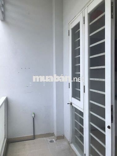 Bán Nhà phố 3 lầu , đường nội bộ 10,6m , sổ hồng, 12.7 TL, 