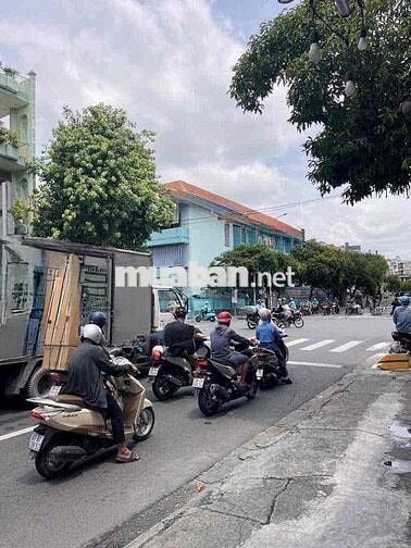 CHO THUÊ NHÀ MT NGUYỄN SƠN, TÂN PHÚ (4x18m, 1 lầu 2PN vỉa hè rộng)
