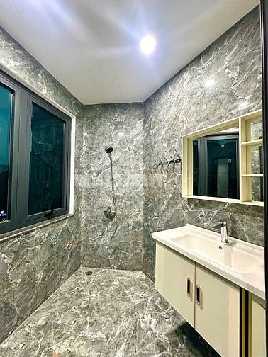 Cho thuê sàn vp đền lừ, tân mai, dt 60m, đường oto xe máy đỗ thoải mái