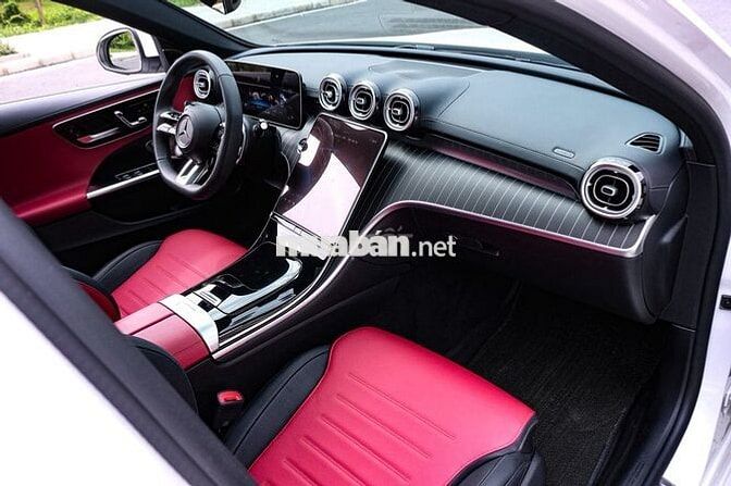 Mercedes C43 AMG Model 2024 - 9000km