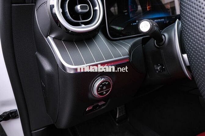 Mercedes C43 AMG Model 2024 - 9000km