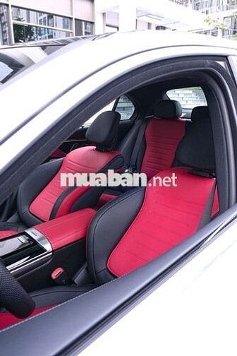Mercedes C43 AMG Model 2024 - 9000km