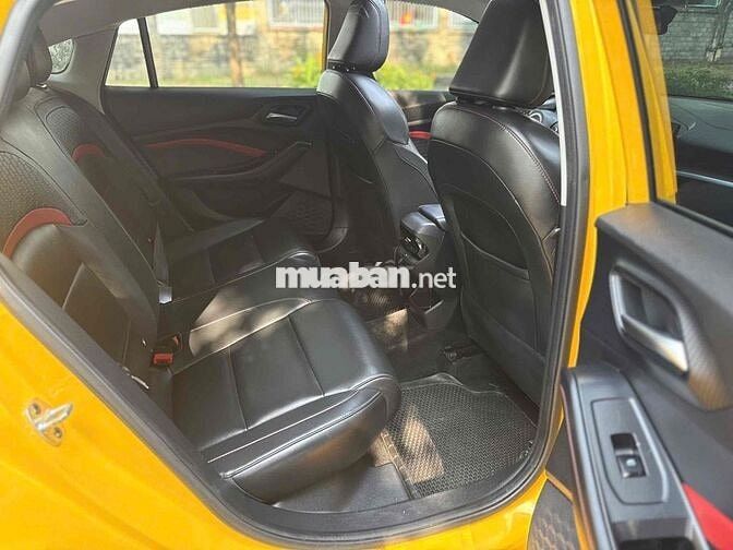 MG MG 5 Luxury 2024 Vàng 36.000 km
