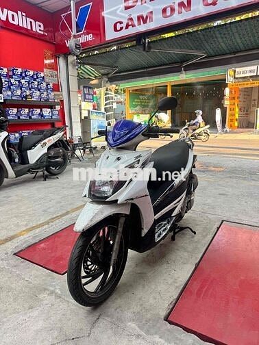 Suzuki Hayate SS FI Trắng