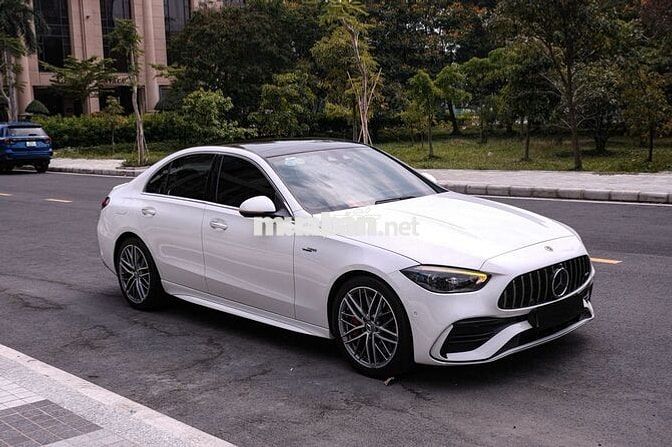 Mercedes C43 AMG Model 2024 - 9000km