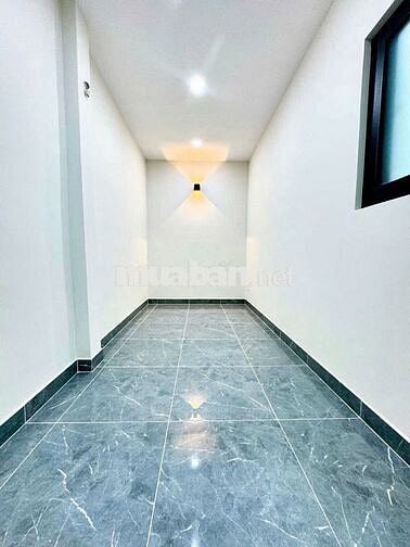 NHÀ ĐẸP Q4- HẺM 3m- 30m2- 2 TẦNG-KO QH- CHỈ 3 TỶ NHỈNH 