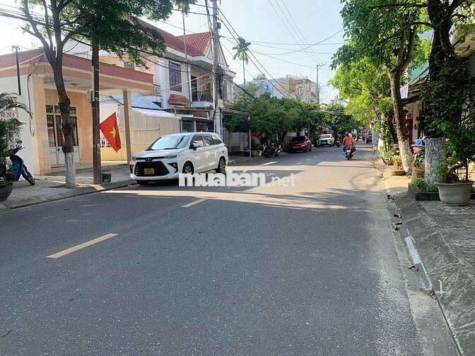 Bán Biệt thự liền kề giá sập hầm trung cẩm Lệ Đà Nẵng 