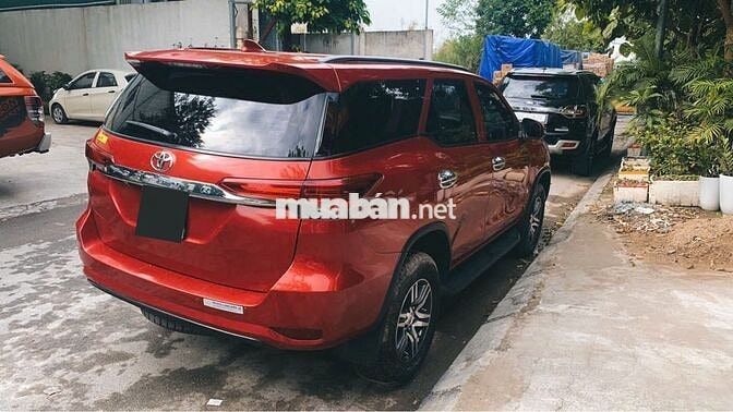 Toyota Fortuner 2019 Đỏ 13 vạn km