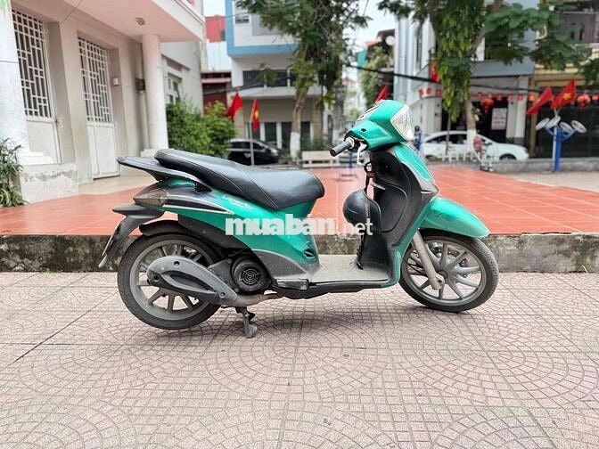 Piaggio Liberty màu Xanh