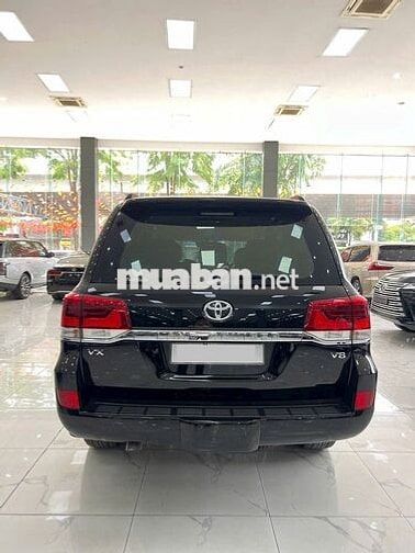 Toyota Land Cruiser LC200 2016 Đen