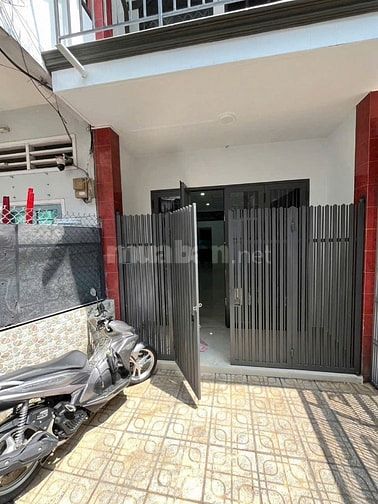 Nhà 1/ sau MT Nguyễn Duy Dương.DT 3.4mx12,5m.NH 3,6.Giá 6.75 tỷ. T+L