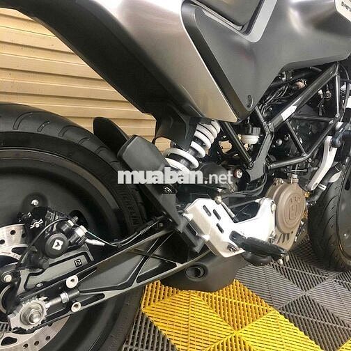 Husqvarna Svartpilen 200 2022 HCM. Husqvarna 200