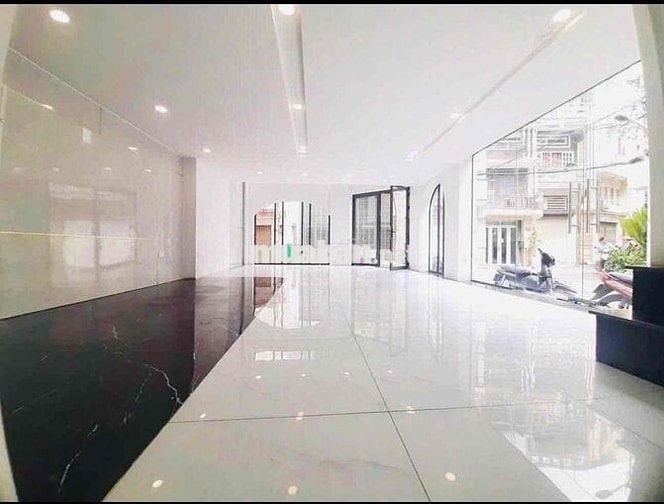 GIÁ SỐC HIẾM CÓ 3 MẶT TIỀN Lê Văn Sỹ – 390m² – Thang Máy – Chỉ 36tr